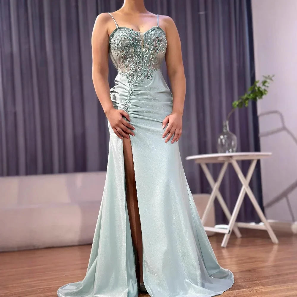 Elegante Abito da Ballo in Satin Blu Marina con Pizzo, Perline e Spacco LA73003