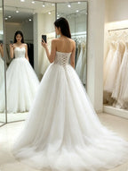 Sweetheart Strapless Ball gown Wedding Dress Lace Corset Bodice Satin Bow Waistband Pure Tulle Bridal Gown  Ivory Princess Bride
