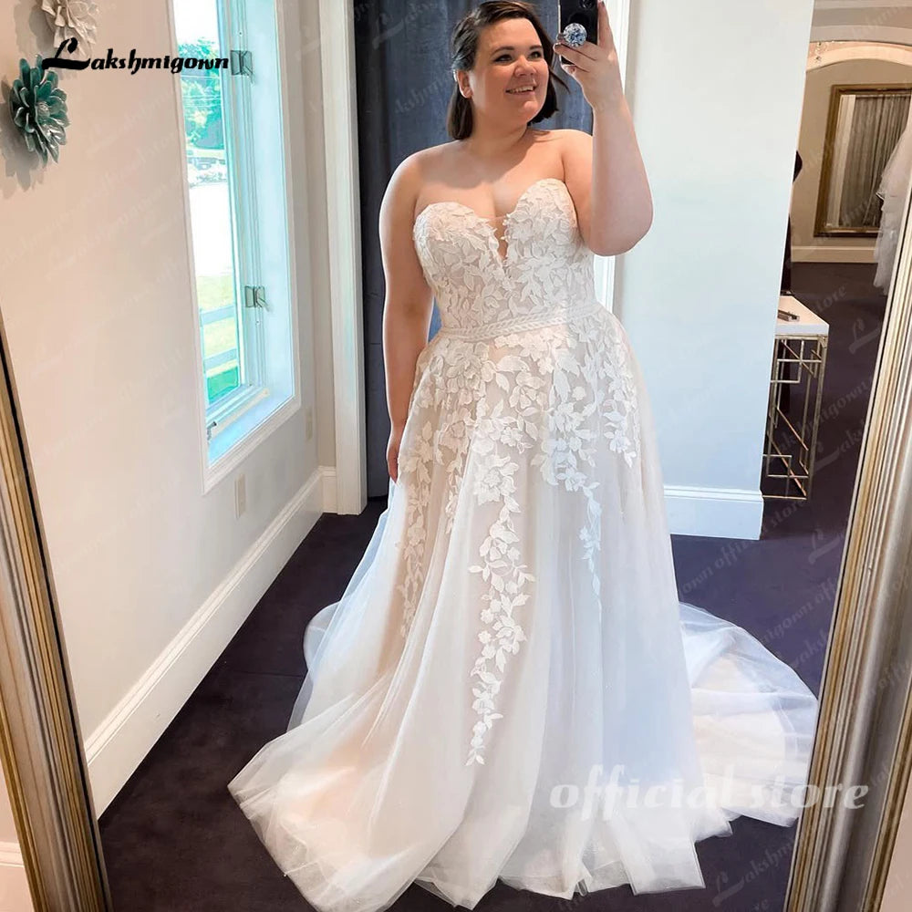 Lakshmigown Plus Size Off The Shoulder A-Line Wedding Dress 2026 New Lace Floral Bride Gowns Customized