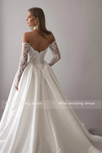 Customized Lace For Sweetheart And 3/4 Sleeve A-Line Satin Skirt Wedding Dress Backless Zipper Bridal Gown Robe De Mariée