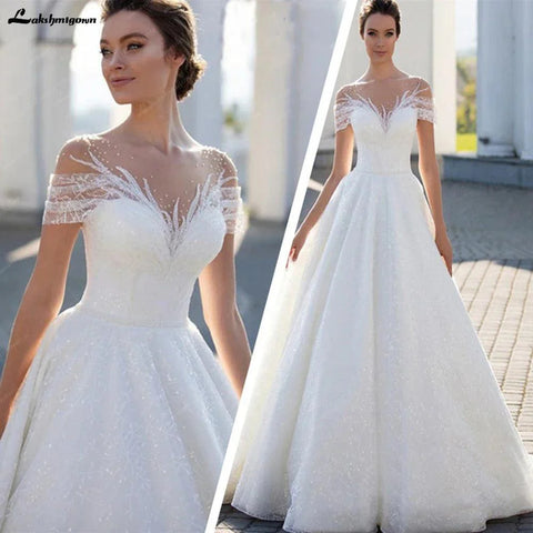 NumberSea Funkelndes schulterfreies Brautkleid, elegantes A-Linien-Brautkleid aus Glitzerspitze mit Illusionsfalten und kurzen Ärmeln 