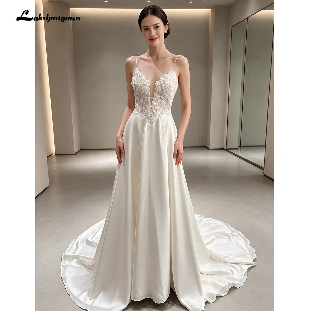 Lakshmigown Summer Beads Lace Beach Wedding Dress for Women Spaghetti Straps V-Neck Lace Applique Boho Bride Gown Customized