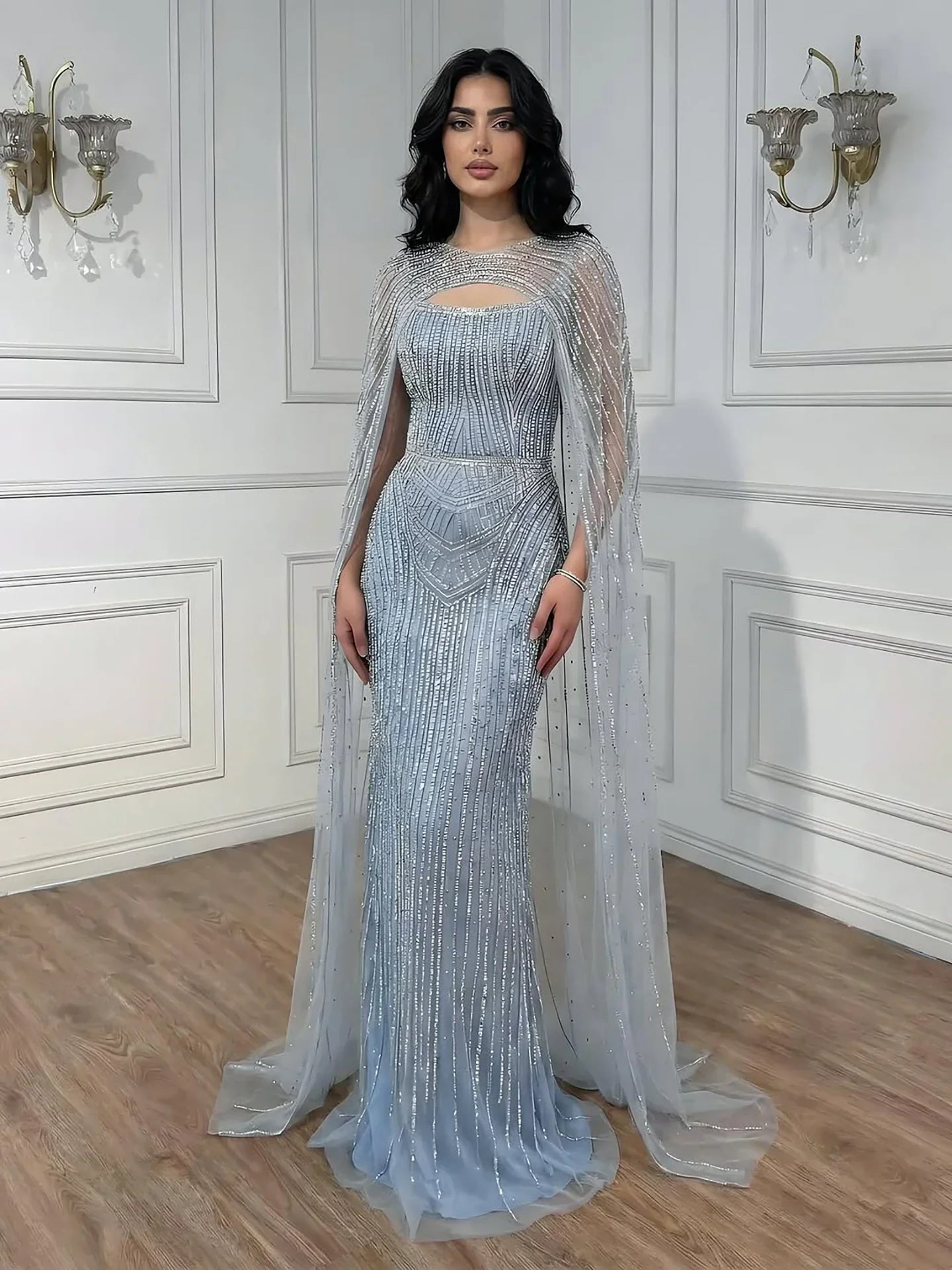 Abito da Sera con Mantella Blu Diamante di Lusso LA73426