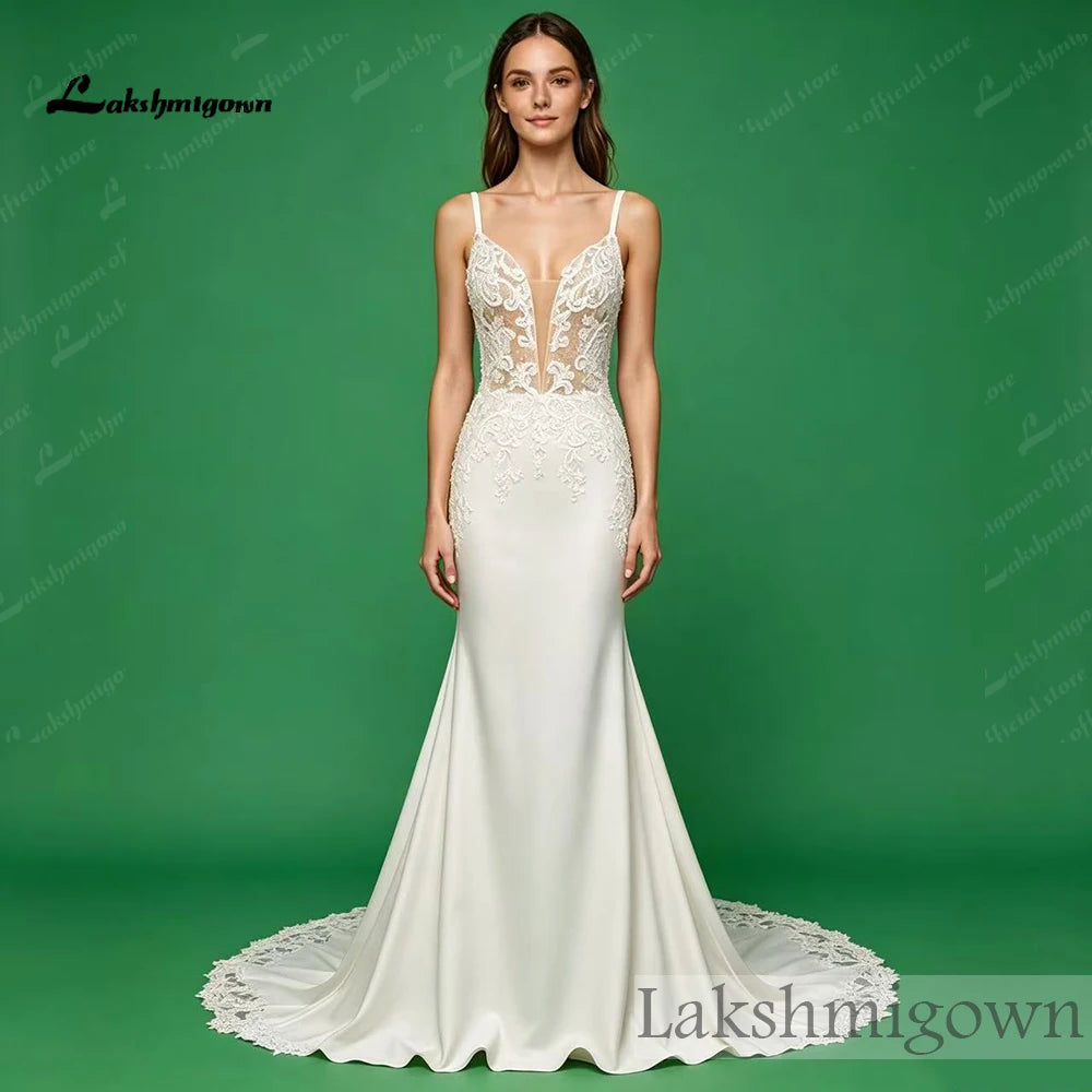 Lakshmigown Lace Appliques Beading Mermaid /Trumpet Wedding Dresses Chapel Train V-Neck Spaghetti Straps Bridal Gown Customized