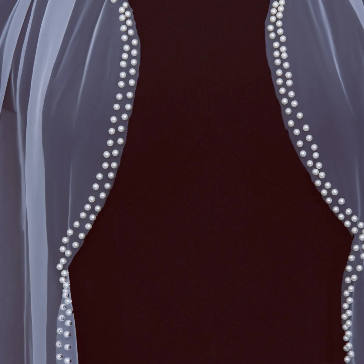 Fingertip Length Pearl Wedding Veil With Comb - Single Layer Tulle Bridal Veil Scalloped Beaded Edge for Bride Accessories G200