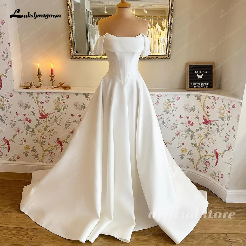 Lakshmigown A Line Women's Wedding Dresses Charming Off Shoulder Bride Gowns Boat Neck Ruched Satin Vestidos Novias Customized