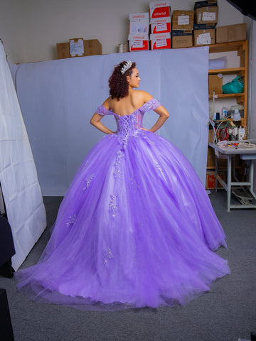 3D-Schmetterlings-Ballkleid mit schulterfreiem Schnitt von Calla SCL30015