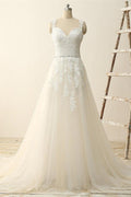 Bellissimi Abiti da Sposa Modesti in Pizzo Avorio a Linea A con Scollo a V e Appliques, Fatti a Mano, Modello MW110