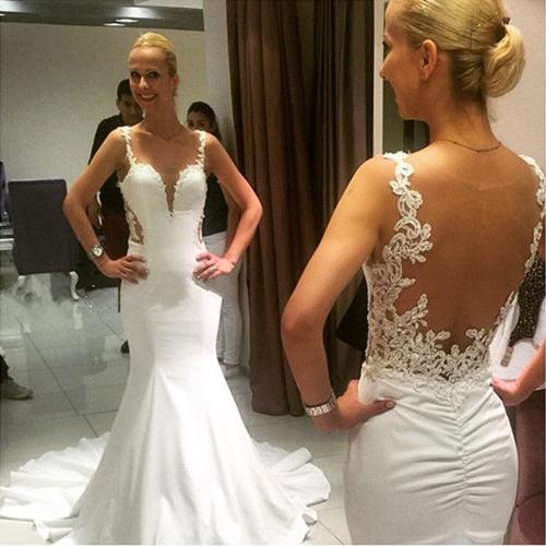 Splendidi Abiti da Sposa Lunghi Vintage a Sirena con Scollo a Cuore e Schiena Nuda in Pizzo, MW164