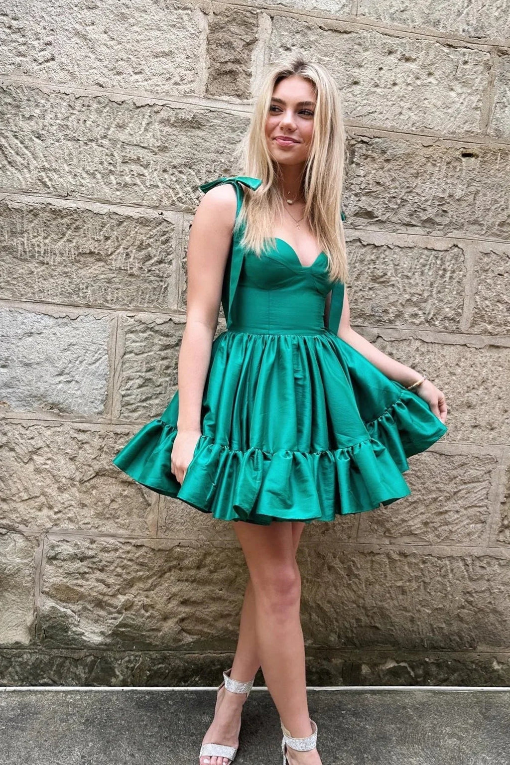Niedliches Trägerband-Grünes Korsett-Rüschen-Kurz-Kleid für den Homecoming Y2724