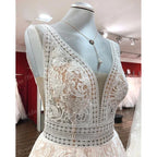 Lakshmigown Boho Champagne Wedding Dresses Lace Appliques V Neck Sleeveless Sweep Train Bridal Dress Customized