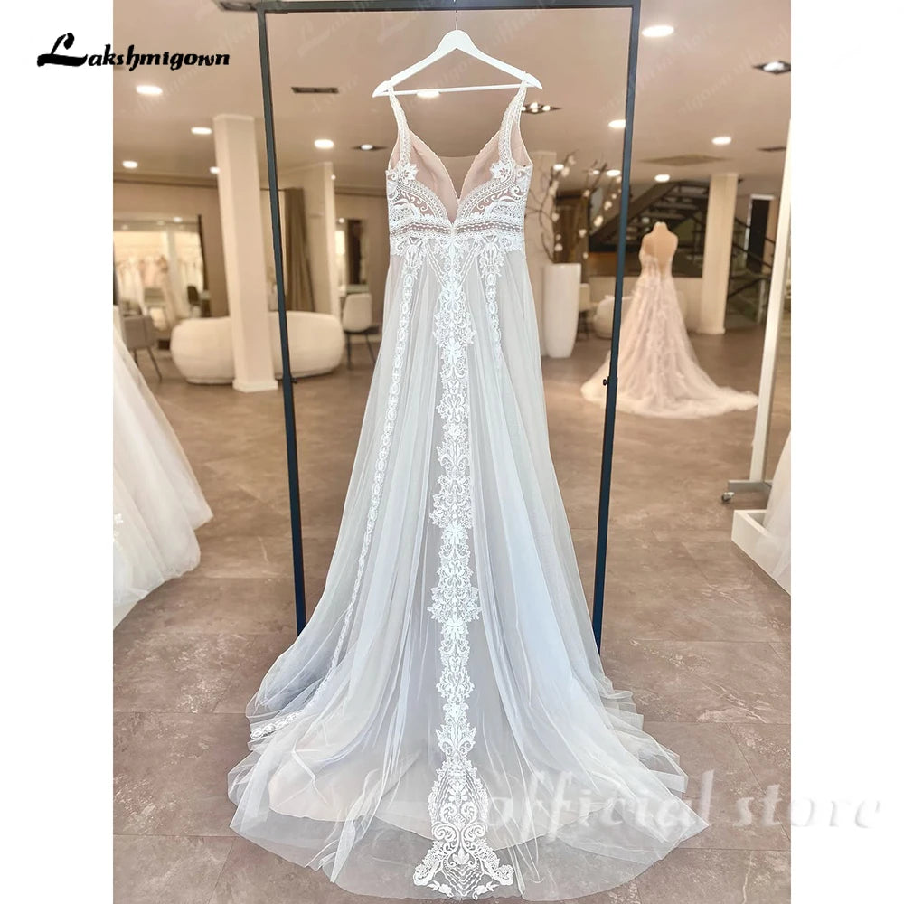 Lakshmigown Lace Boho Wedding Dress Sexy Beach V Neck Open Back Chic Appliques Spaghetti Straps Bridal Gowns Customized