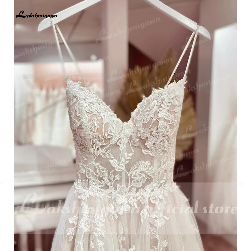 Lakshmigown Vintage Champagne Tulle Wedding Dress Customized A-Line Lace Appliques V Neck Backless Bridal Gown Abito Da Sposa