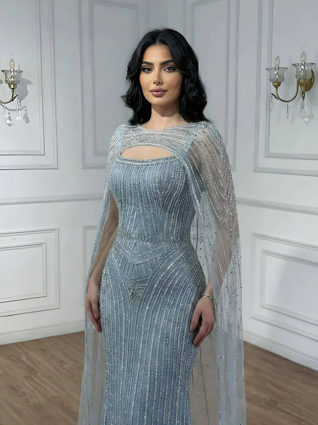 Abito da Sera con Mantella Blu Diamante di Lusso LA73426