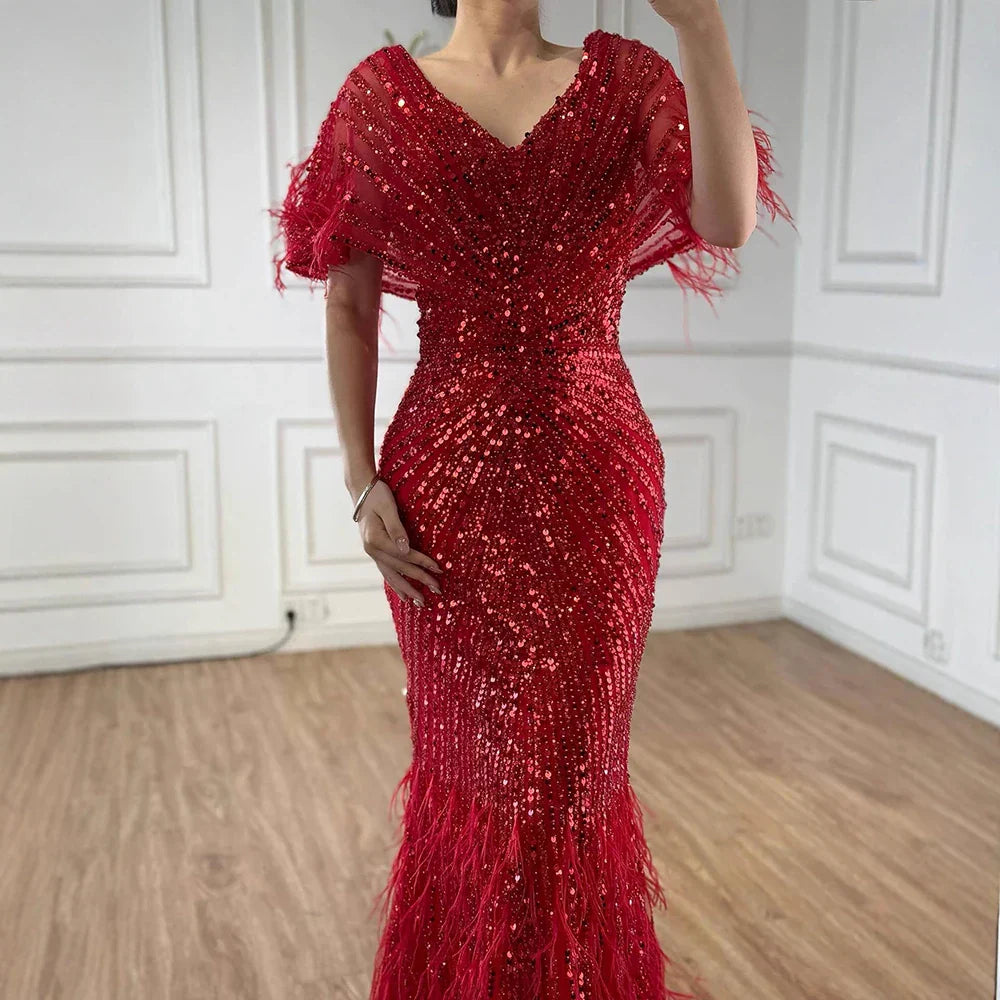 Abito da sera sirena rosso arabo di lusso con piume e perline LA71323A