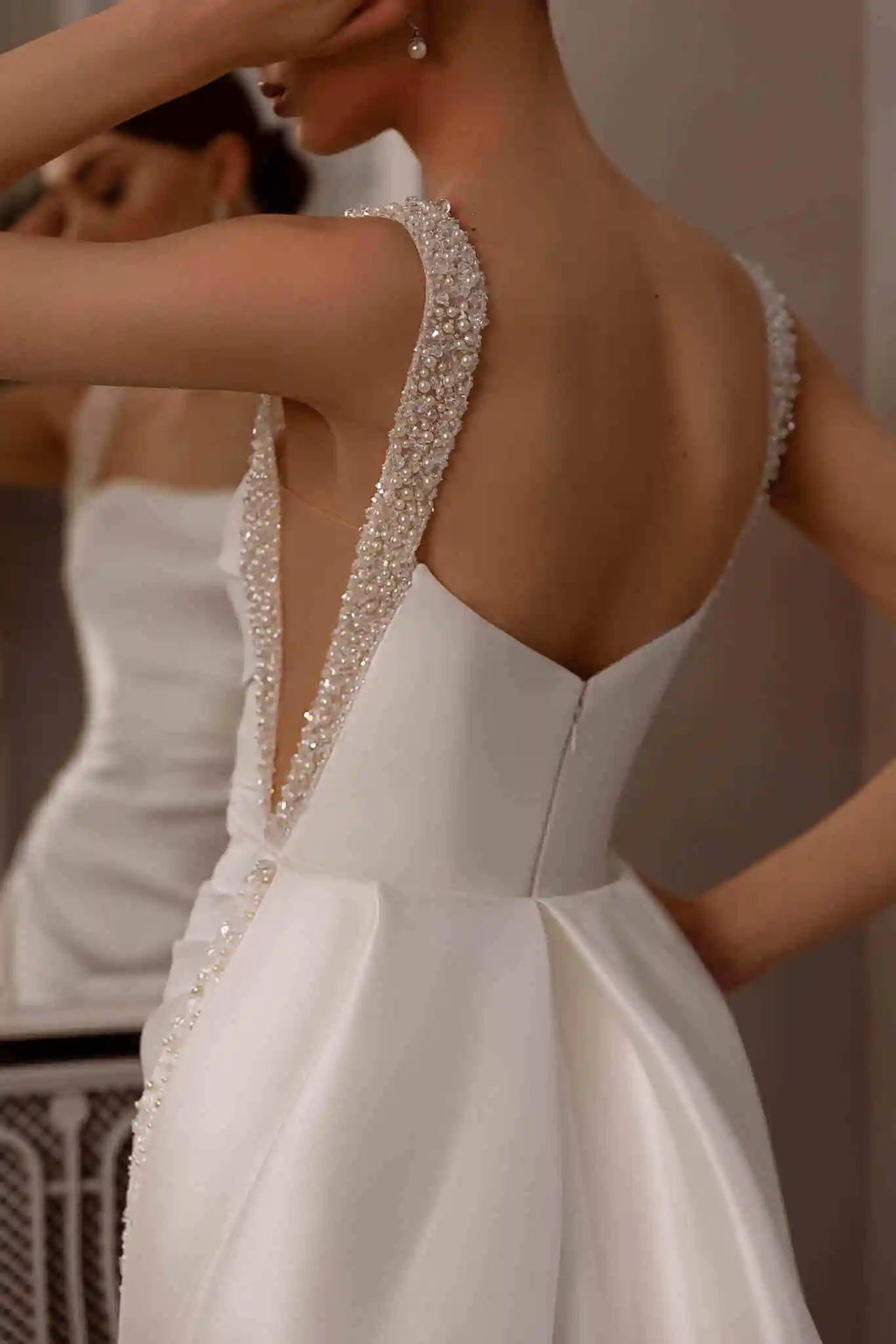 Lakshmigown Customized Elegant Satin Square Collar 2 In 1 Mermaid Wedding Dresses Beading Pearls Lace Sleeveless Bridal Gown