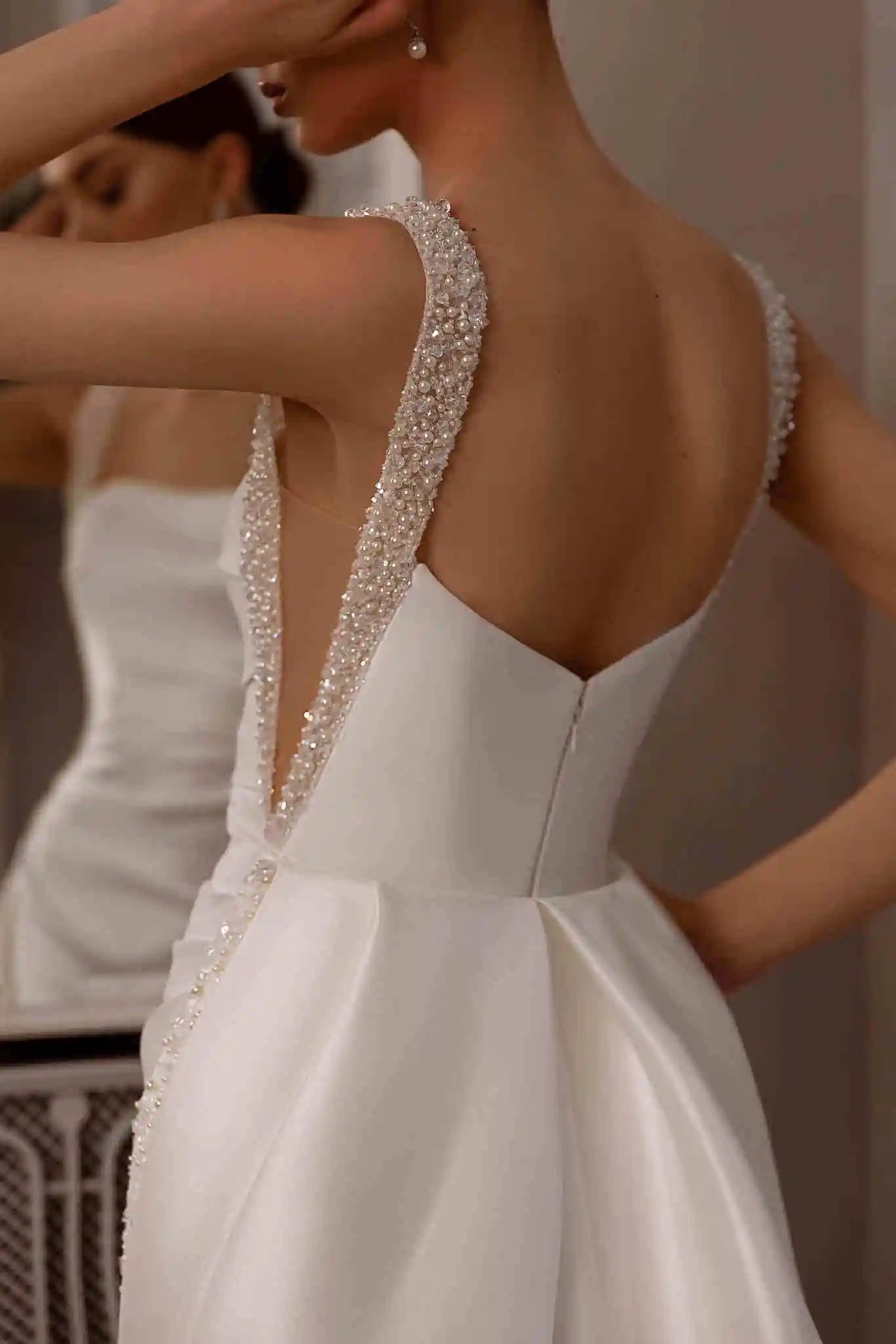 Lakshmigown Customized Elegant Satin Square Collar 2 In 1 Mermaid Wedding Dresses Beading Pearls Lace Sleeveless Bridal Gown