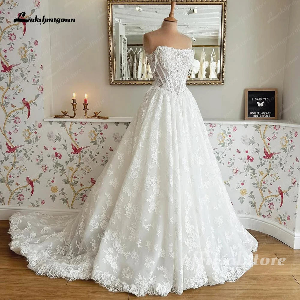 Lakshmigown Lace Ball Gown Wedding Dress Sexy Off Shoulder Pearls Bridal Partry Gown Backless Princess Bride Gown Customized