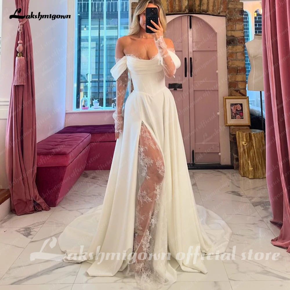 Lakshmigown Off The Shoulder Pleat Satin Wedding Dresses Customized Long Sleeves A-Line Bridal Gowns Sweep Train Bridal Dresses