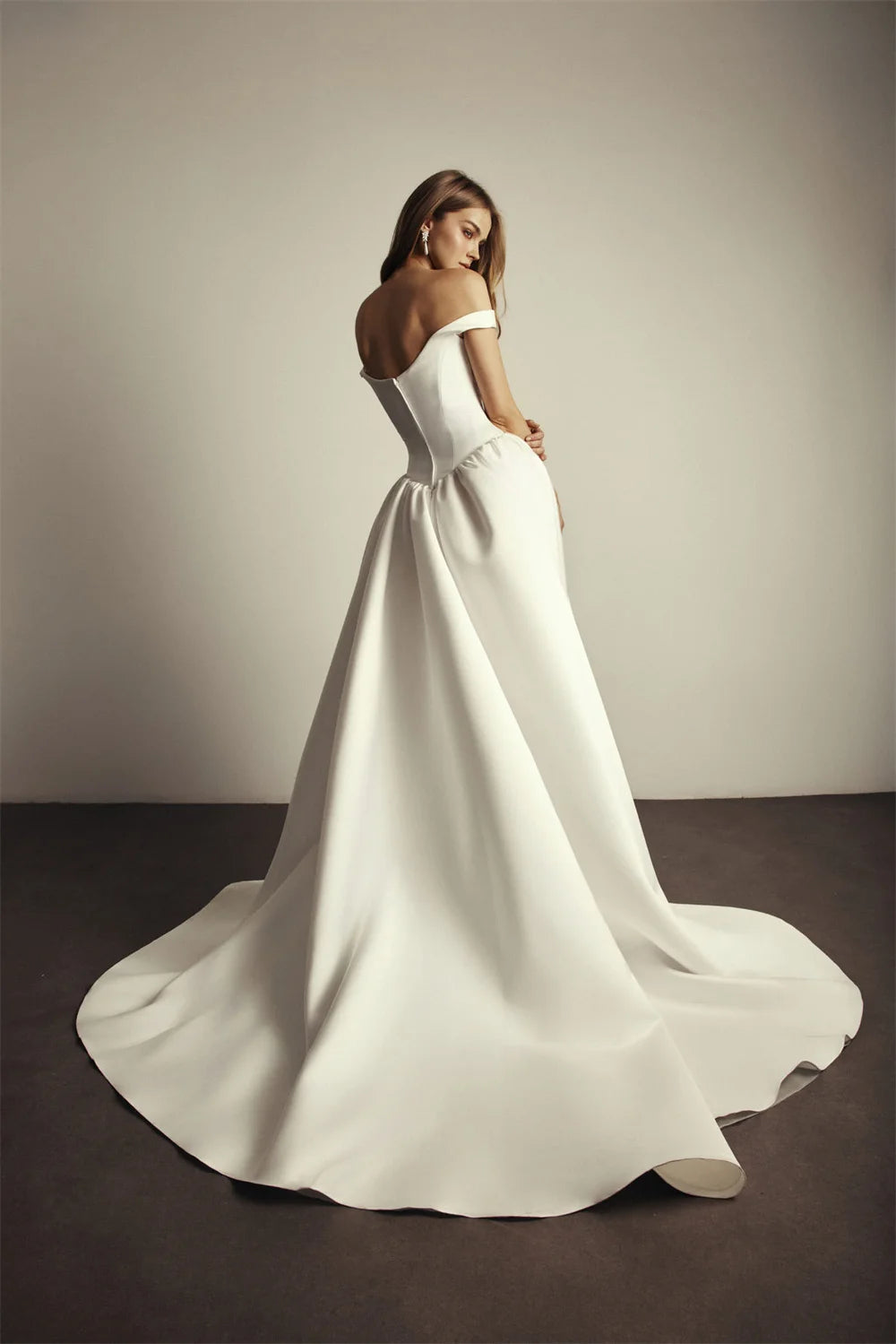 Kyoto Customized White Simple Satin Off Shoulder Wedding Dress A-Line Vestidos De Noche Elegant Court Train Robe De Mariée 2026