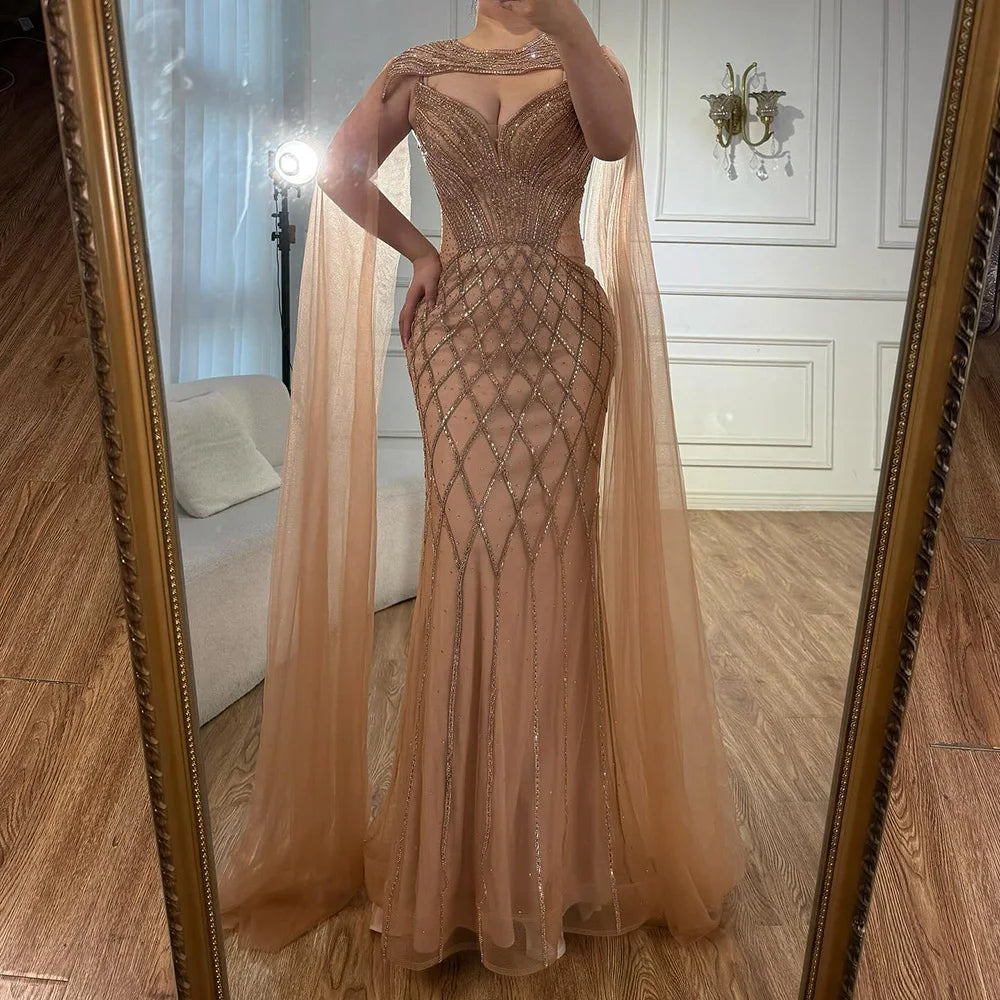 Abito da sera sirena con perline e mantella color nude lussuoso LA72814