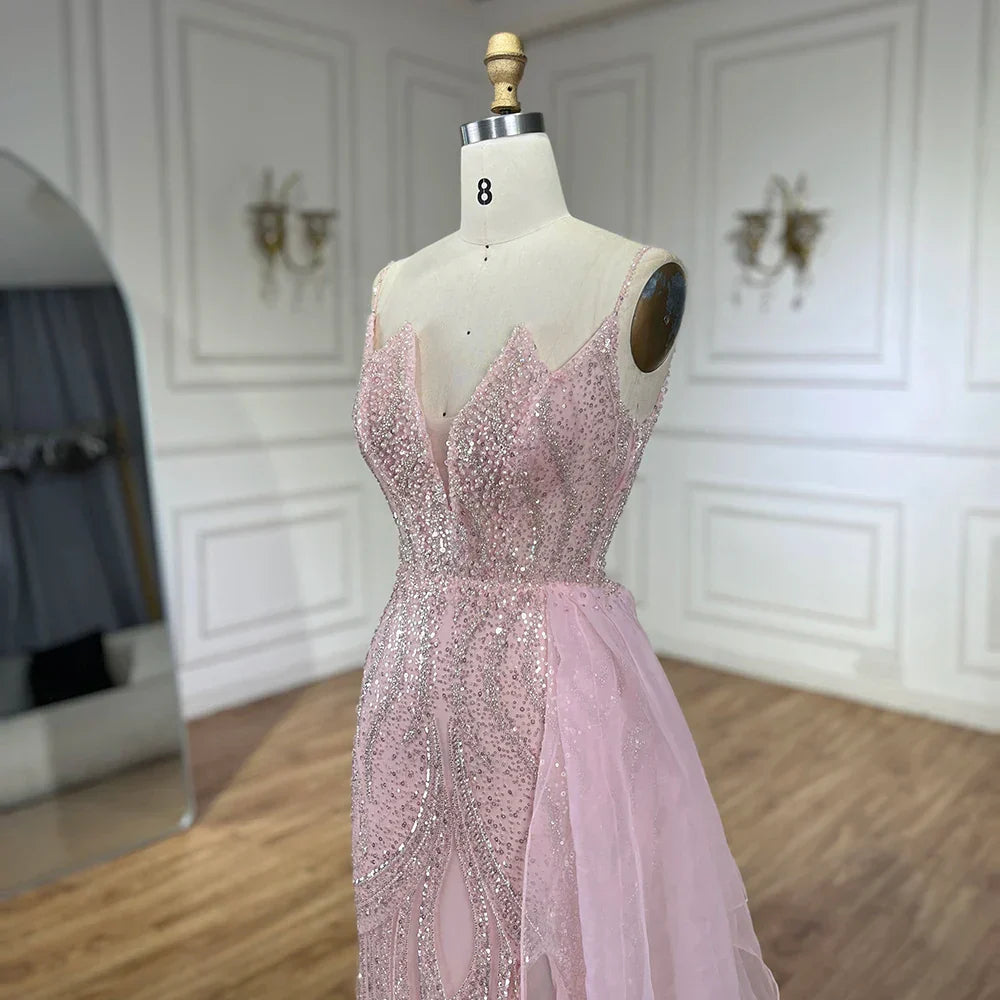 Abito da sera sirena color rosa chiaro con spalline sottili e sopragonna perlinato LA72378A
