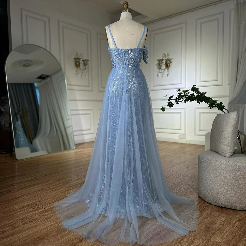 Vestido de Noite Sereia de Luxo de Dubai Com Saia  Azul Claro de Alcinhas Finas com Miçangas Para Ocasiões Formais  LA72341A