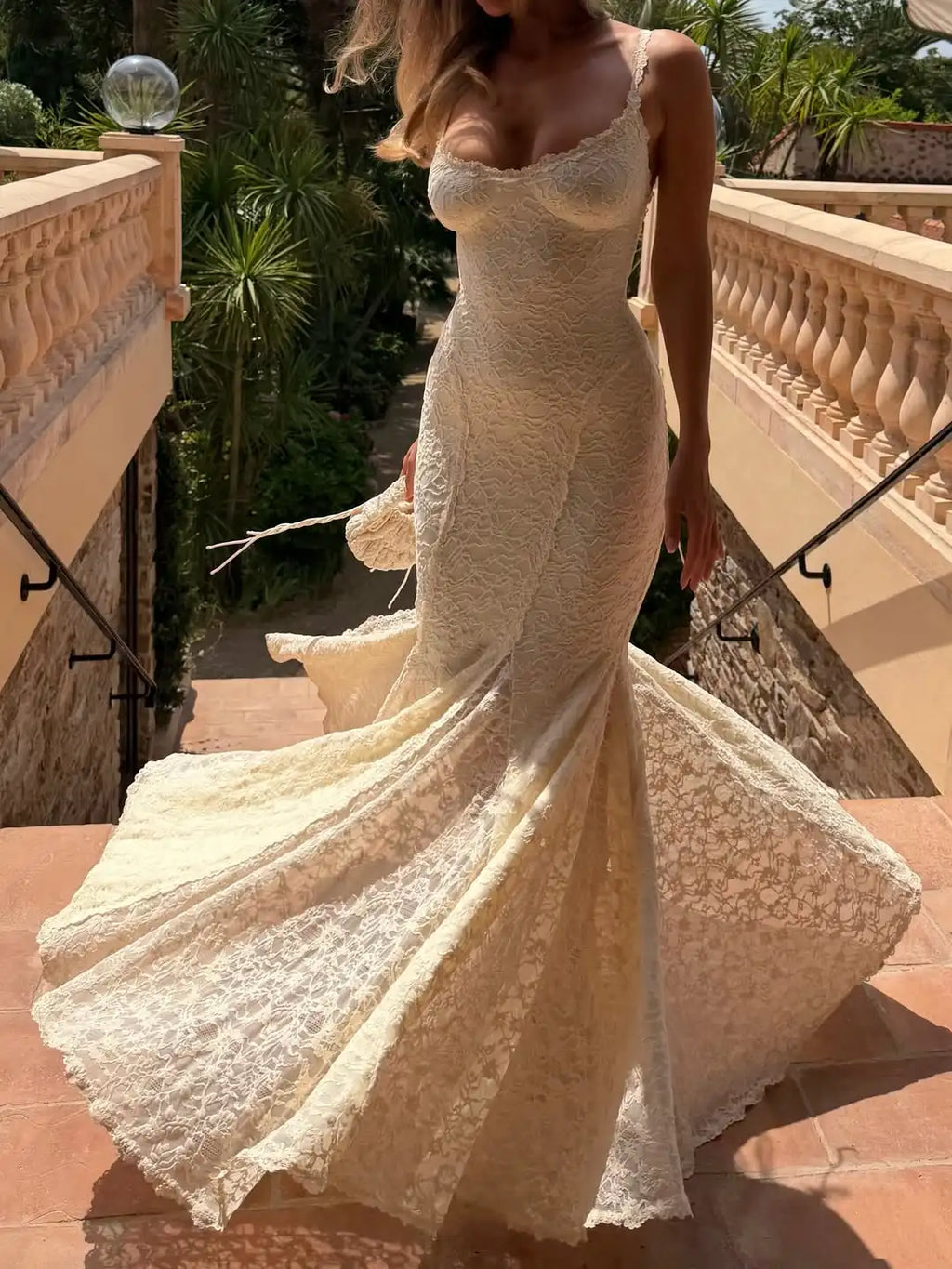 Suninheart Elegant Lace Mermaid Maxi Dress Spaghetti Strap Backless Evening Gown with  for Wedding Party Beach Vacation