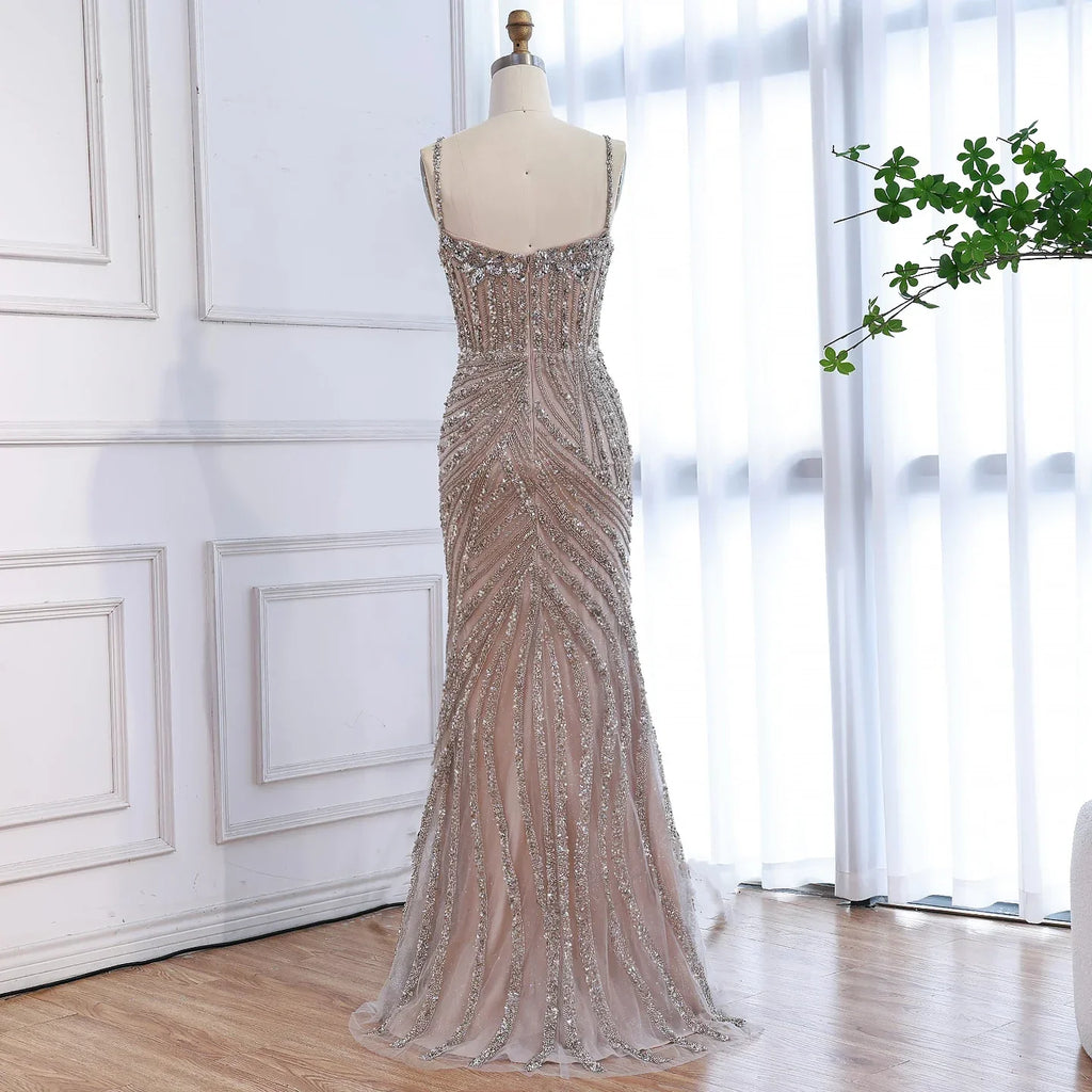 Robe de soirée sirène luxueuse en perles couleur nude avec fente haute LA73340