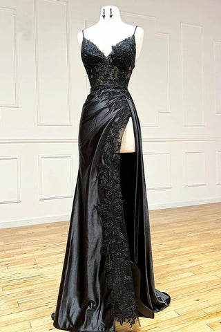 Vestido de festa preto comprido com alças finas e racha lateral PSK440