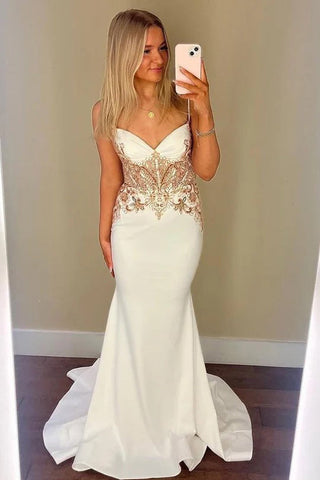 Weißes Ballkleid im Meerjungfrau-Stil mit Spaghettiträgern und V-Ausschnitt und Applikationen PSK620