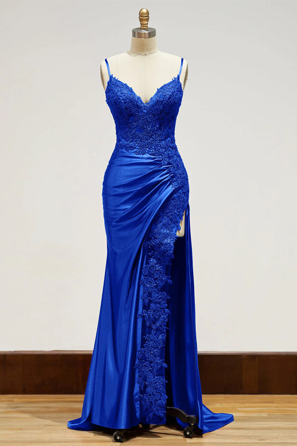 Vestido de festa preto comprido com alças finas e racha lateral PSK440