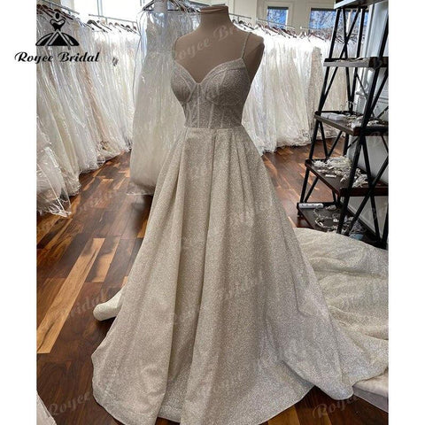NumberSea Sparkly V-Ausschnitt Spaghettiträger Glänzender Glitzer A-Linie Brautkleid Hofschleppe 2025 Vinatge Boho Robe Soirée Mariage Brautkleid 