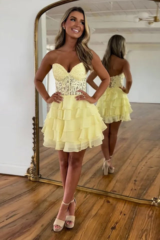 Glitzerndes A-Linien-Kleid mit trägerlosem Abschlussballkleid in Lila mit Applikationen, Stufen, PD553