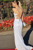 Vestido de festa com alças finas e decote em renda brilhante e cauda comprida PSK309