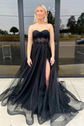 Abito da Ballo Lungo in Tulle Nero Senza Spalline con Spacco PSK544