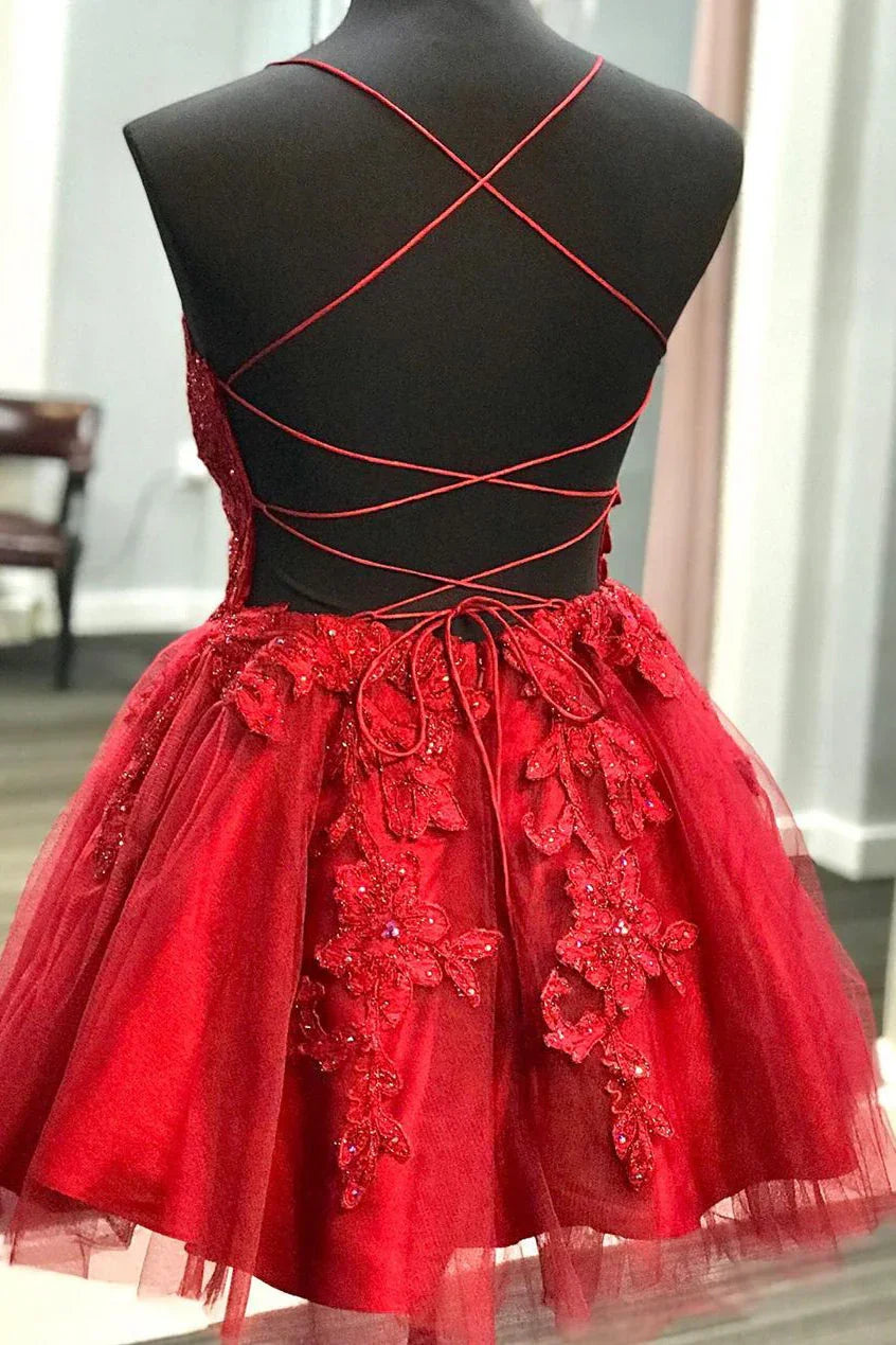 Vestido corto rojo de fiesta de bienvenida con aplicaciones de encaje SYH22