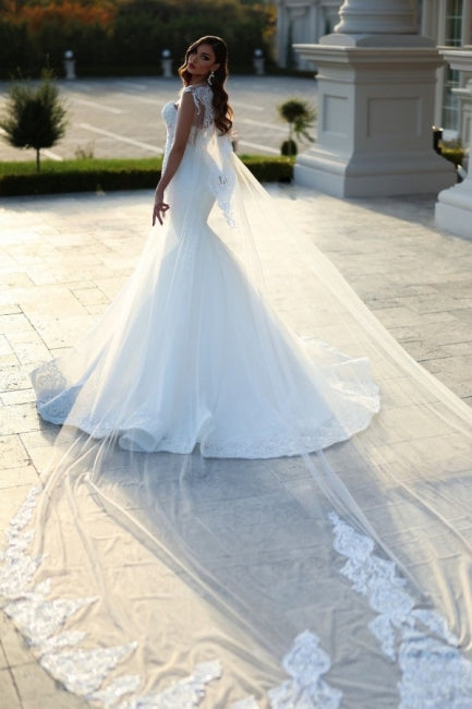 Sweetheart-Mermaid-Hochzeitskleid in Weiß mit Hofzug