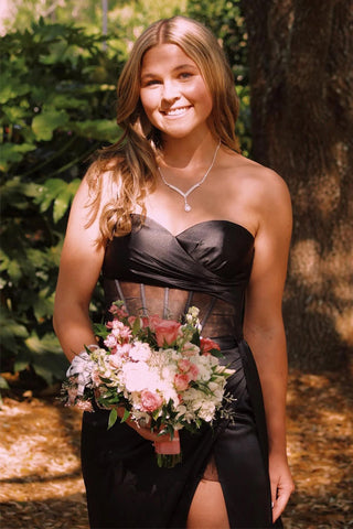 Schwarzes langes Ballkleid mit herzförmigem Korsett und Schlitz PSK593