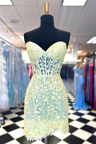 Herzförmiges, korsettförmiges, enges gelbes Homecoming-Kleid mit Spitzenbesatz PD565