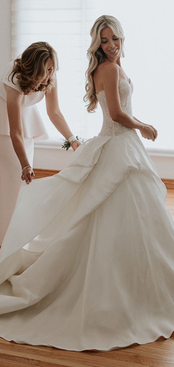 Abito da sposa a pallo in raso e pizzo senza spalline Sweetheart, DB0171