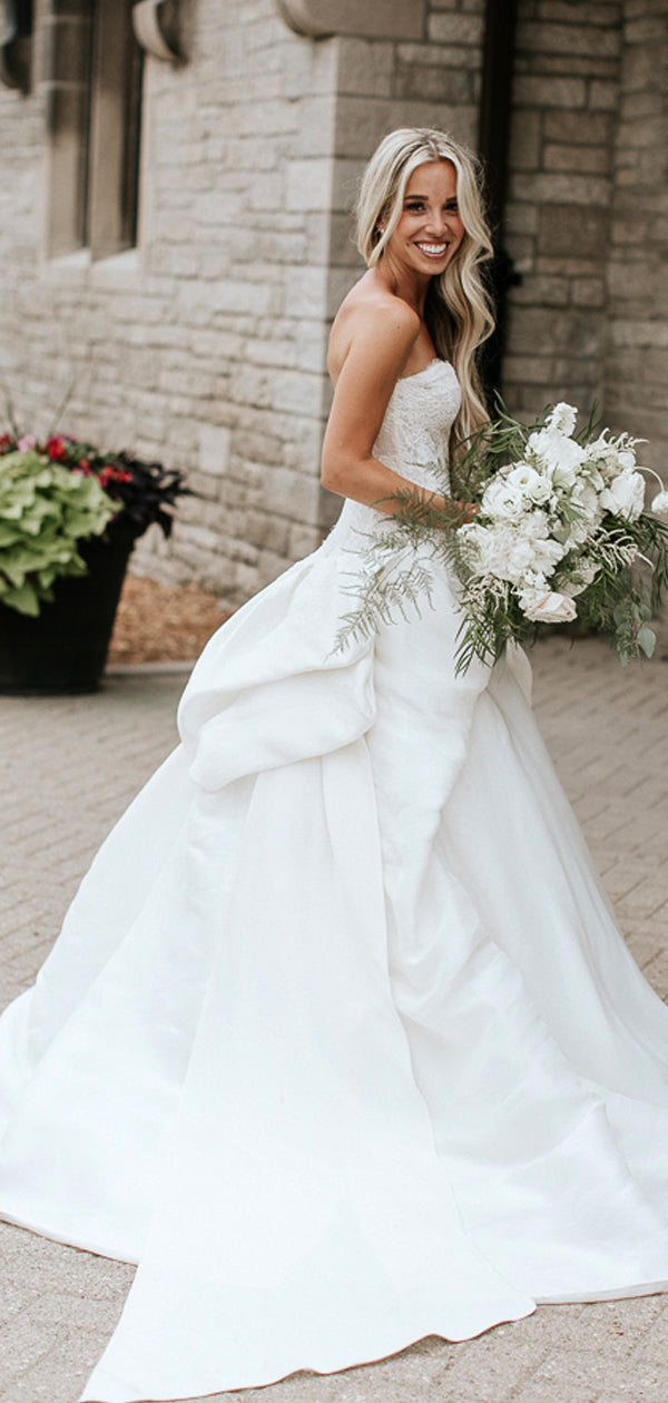 Abito da sposa a pallo in raso e pizzo senza spalline Sweetheart, DB0171