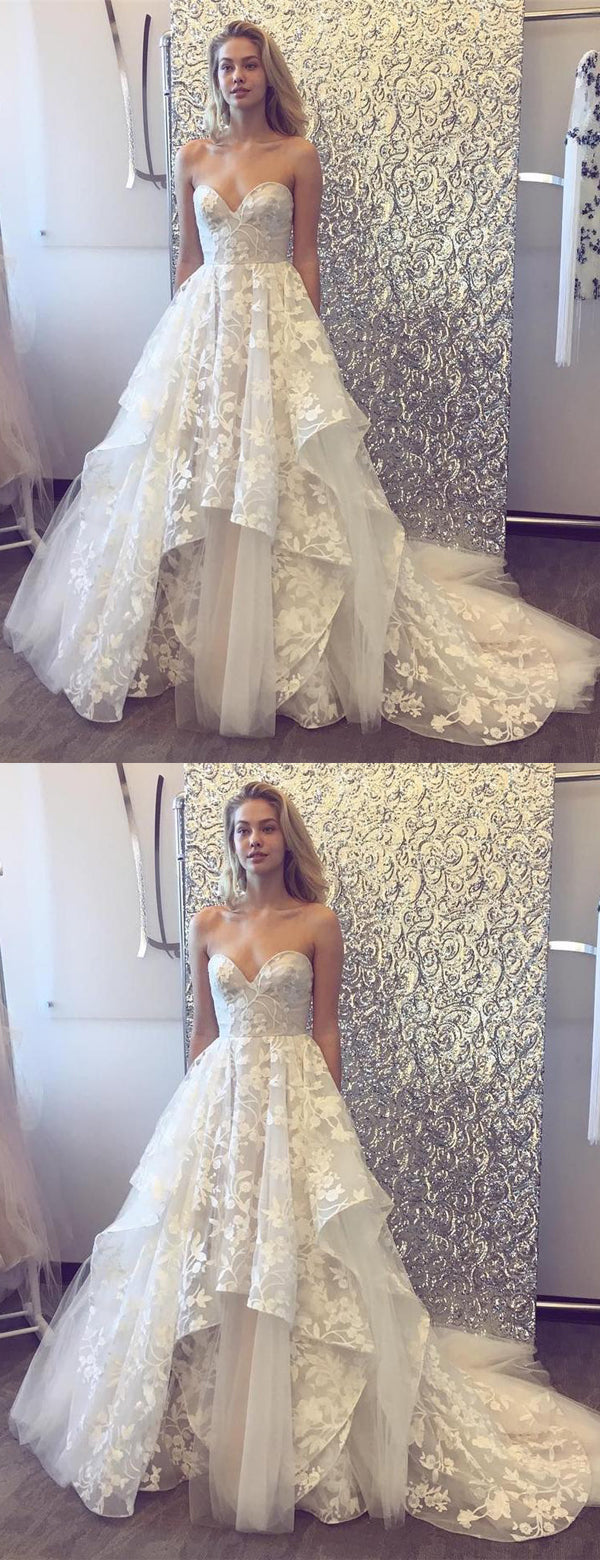 Abito da sposa Sweetheart senza spalline in pizzo e tulle con balze e strascico, DB0161