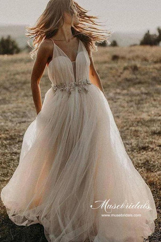 NumberSea Tüll Perlenbesetztes A-Linie Spaghettiträger V-Ausschnitt Strand-Brautkleid, MW984