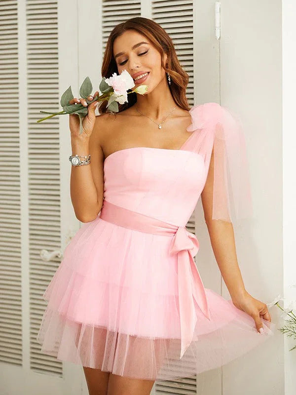 Vestido Tubo con Cinturón de Tul de Un Solo Hombro Corto/Mini SYH50