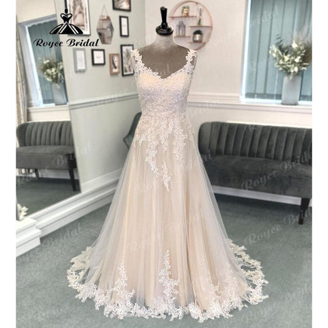 Vinatge Spitzenapplikationen A-Linie V-Ausschnitt Hochzeitskleid für Frauen 2024 Rückenfrei Lace Up Back Brautkleid Sweep Train abito da sposa 