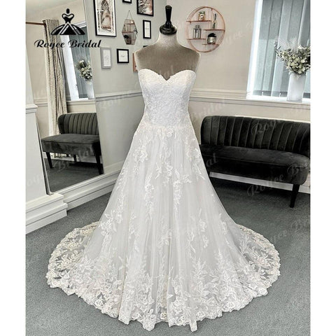 Vintage Spitze Applikationen V-Ausschnitt Brautkleid für Frauen 2024 Ärmelloses Strand Brautkleid Maßgeschneiderte Schnürung hinten NumberSea 