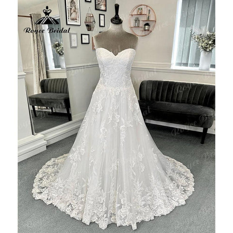 Vintage Spitze Applikationen V-Ausschnitt Brautkleid für Frauen 2024 Ärmelloses Strand Brautkleid Maßgeschneiderte Schnürung hinten NumberSea 