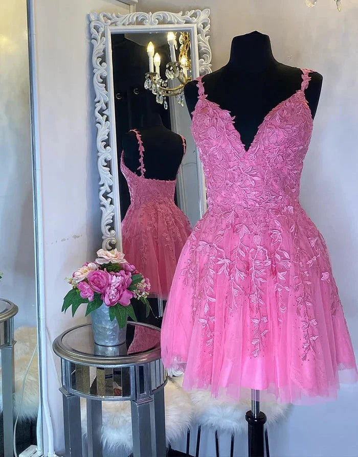 Abito da Ballo Vintage Corto a Linea A Spaghetti Spalline Senza Maniche Applicazioni in Tulle e Raso