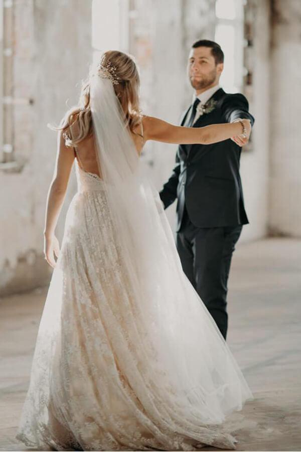 NumberSea Vintage Beaded A-line V-neck Spaghetti Straps Lace Wedding Dresses, MW582